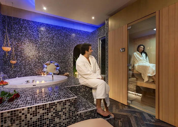 Dharma Boutique & 4* Roma