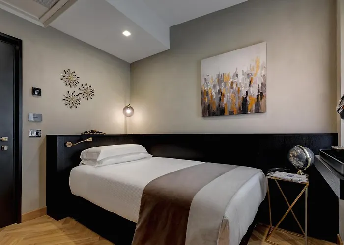 Dharma Boutique & 4* Roma